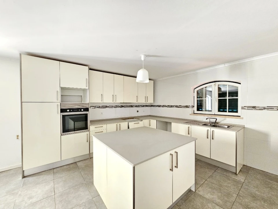 Moradia T4 para Venda em Ramalhal Foto 37