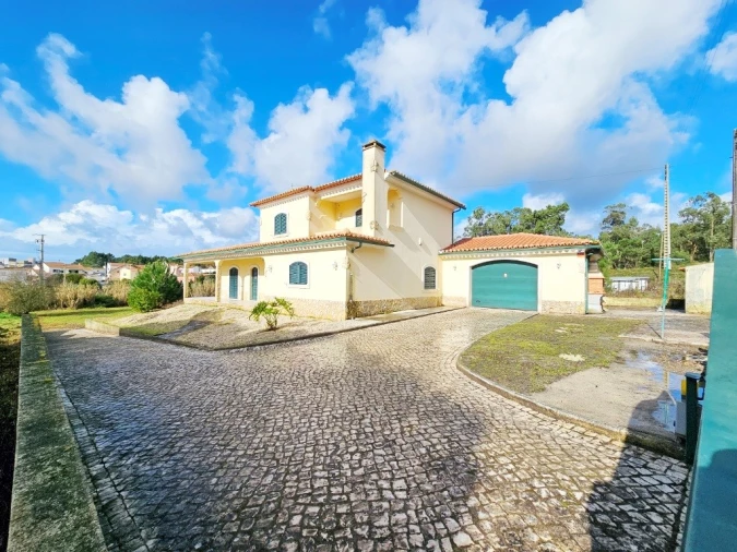 Moradia T4 para Venda em Ramalhal Foto 5