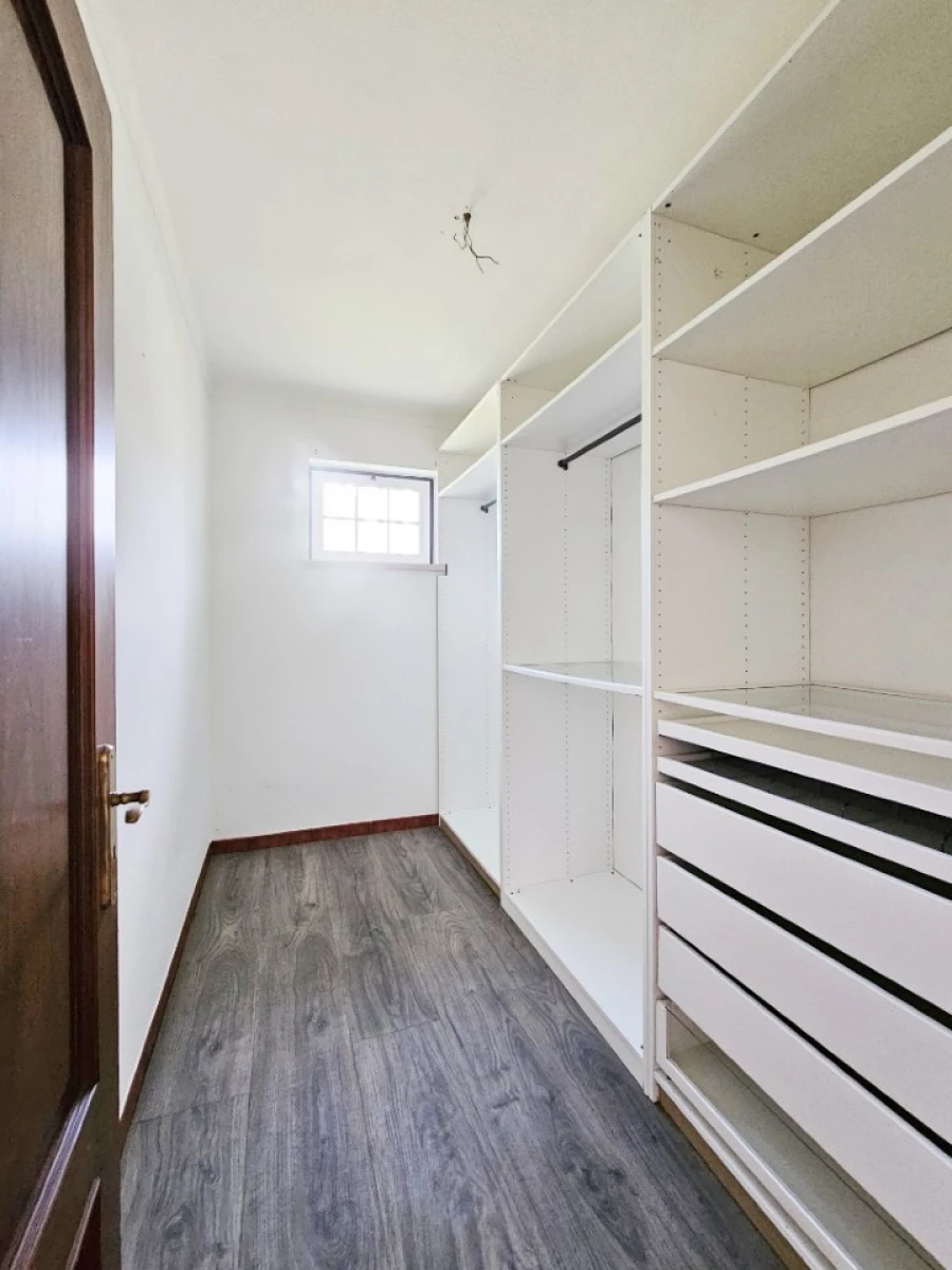 Moradia T4 para Venda em Ramalhal Foto 26