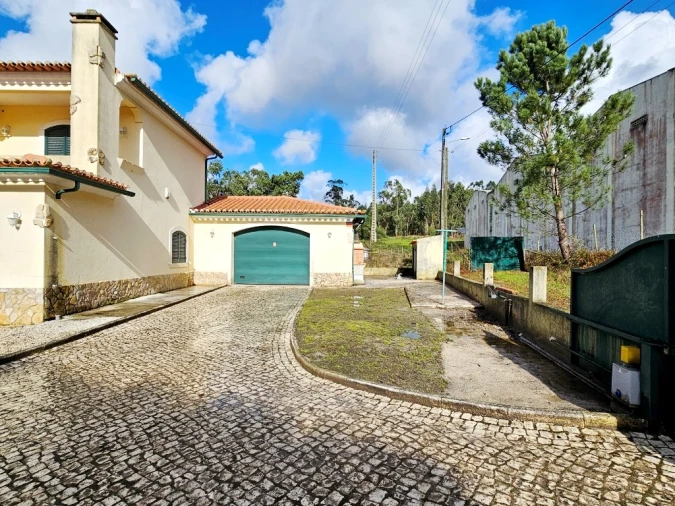 Moradia T4 para Venda em Ramalhal Foto 53