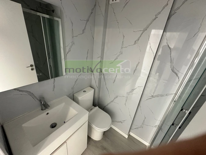 Apartamento T2 para Venda em Benfica Foto 13