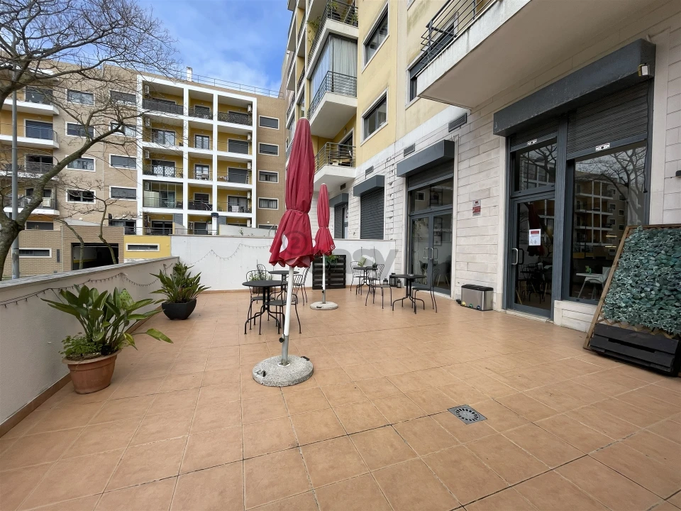 Negócio para Trespasse em Mina de Água Foto 3