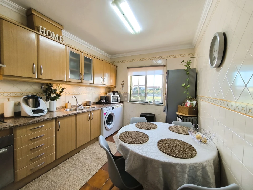 Apartamento T3 para Venda em Ermidas-Sado Foto 4