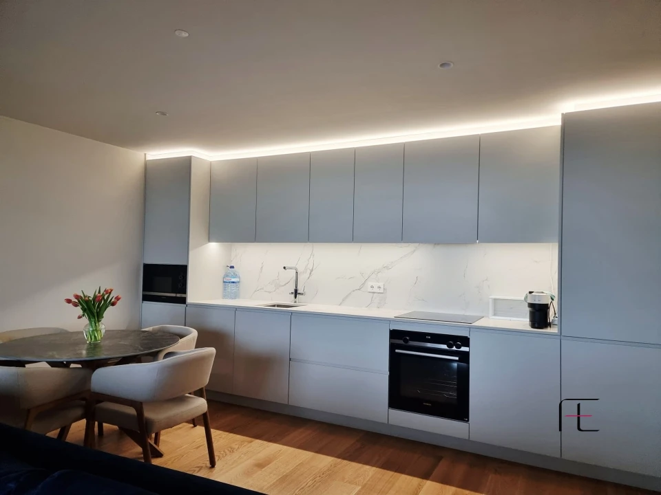 Apartamento T2 para Venda em Santa Marinha e São Pedro da Afurada Foto 3