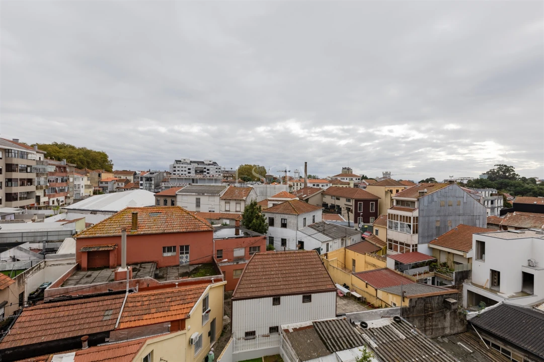 Apartamento T2 para Venda em Cedofeita, Santo Ildefonso, Sé, Miragaia, São Nicolau e Vitória Foto 3