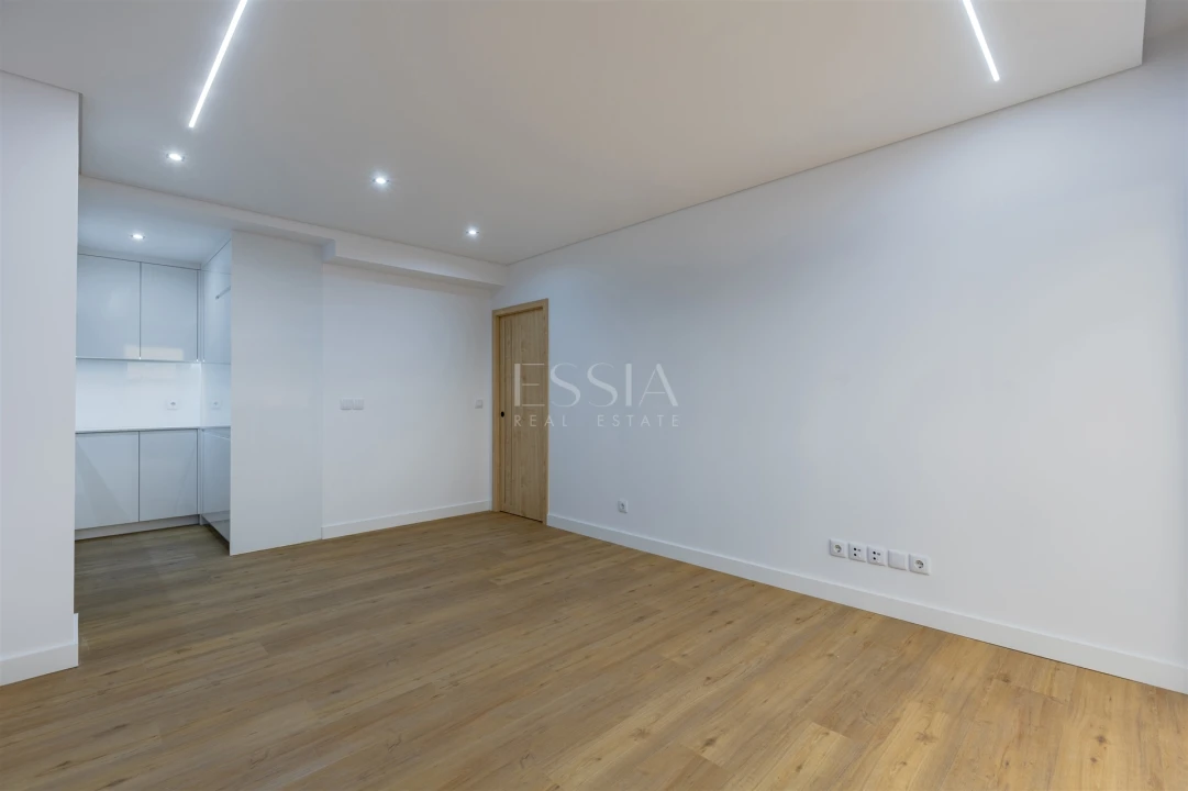 Apartamento T2 para Venda em Cedofeita, Santo Ildefonso, Sé, Miragaia, São Nicolau e Vitória Foto 8