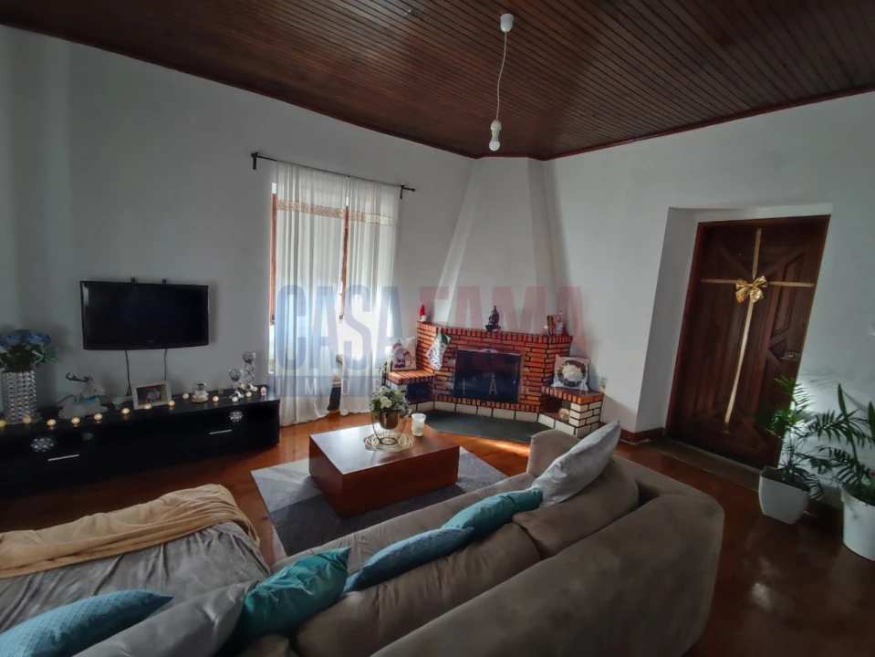 Moradia T3 para Venda em Nine Foto 14