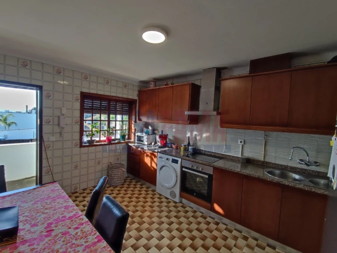 Moradia T3 para Venda em Nine Foto 4