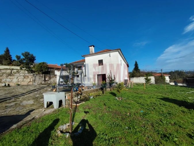 Moradia T3 para Venda em Nine Foto 23