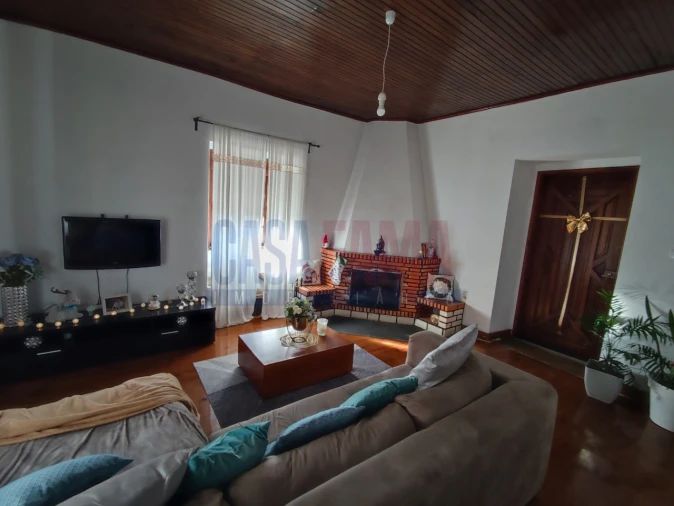 Moradia T3 para Venda em Nine Foto 14