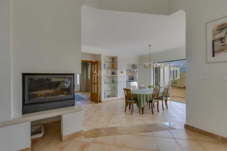 Moradia T3 para Venda em Lagos (São Sebastião e Santa Maria) Foto 17