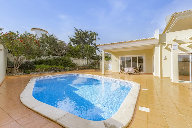 Moradia T3 para Venda em Lagos (São Sebastião e Santa Maria) Foto 8