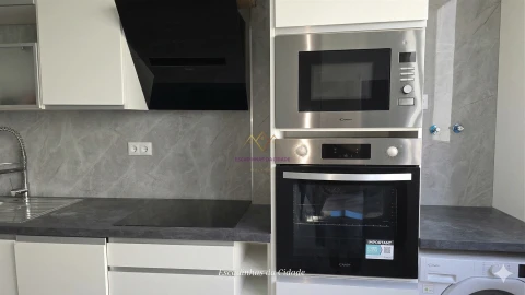 Apartamento T2 para Venda em Benfica