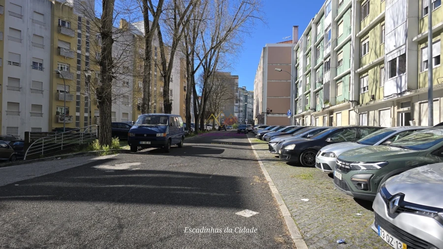 Apartamento T2 para Venda em Benfica Foto 10