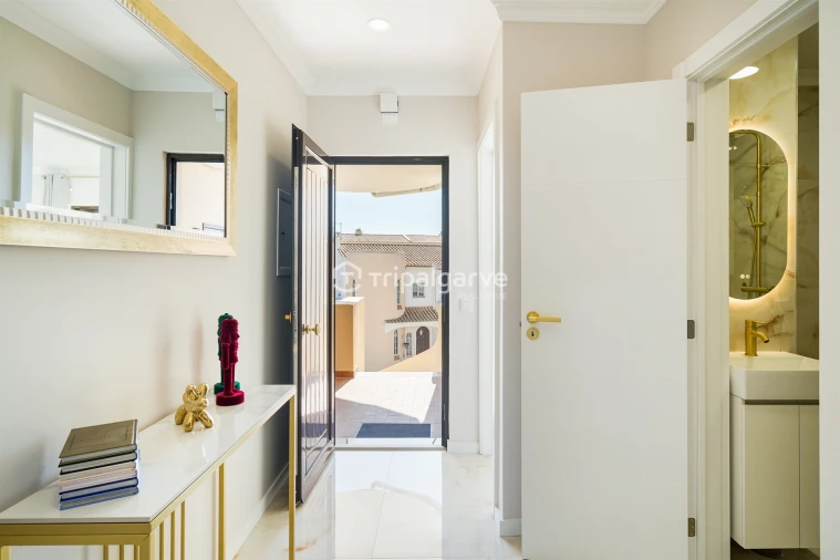 Apartamento T2 para Venda em Albufeira e Olhos de Água Foto 2