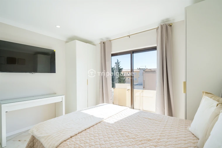 Apartamento T2 para Venda em Albufeira e Olhos de Água Foto 16