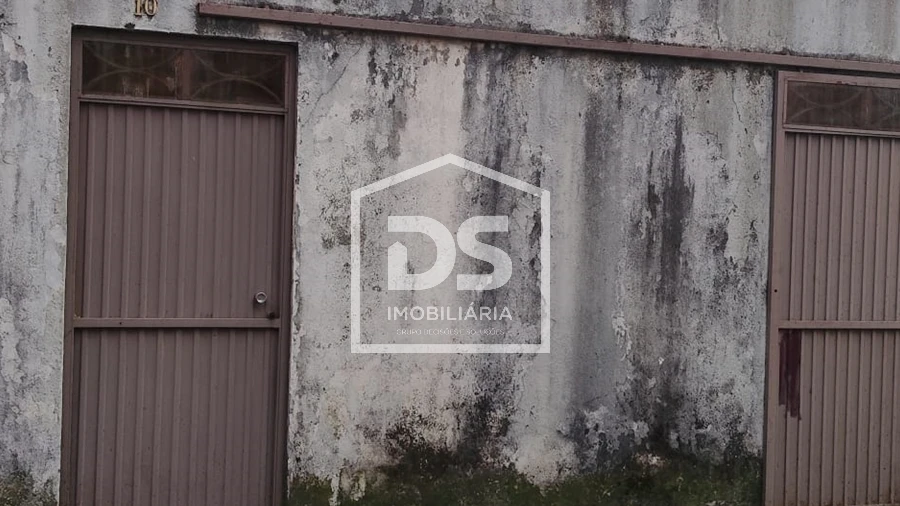 Garagem para Venda em Porto da Carne