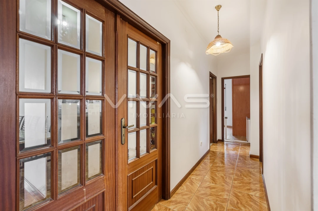 Moradia T3 para Venda em Loureira Foto 18