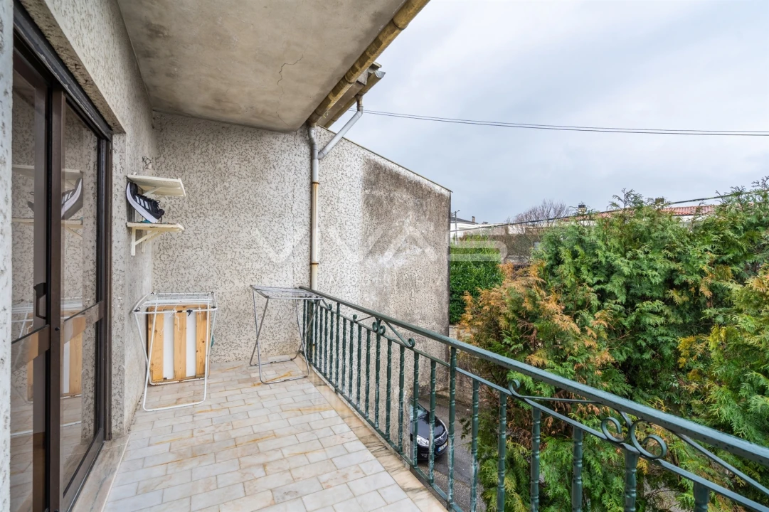 Moradia T3 para Venda em Loureira Foto 12