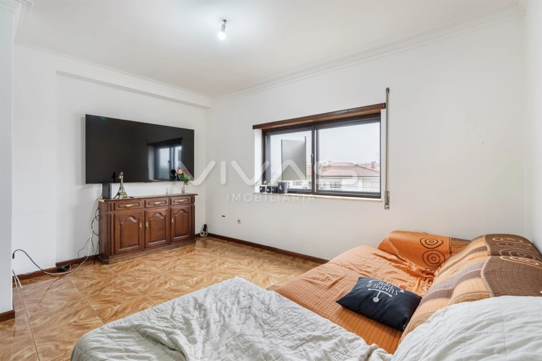 Moradia T3 para Venda em Loureira Foto 5