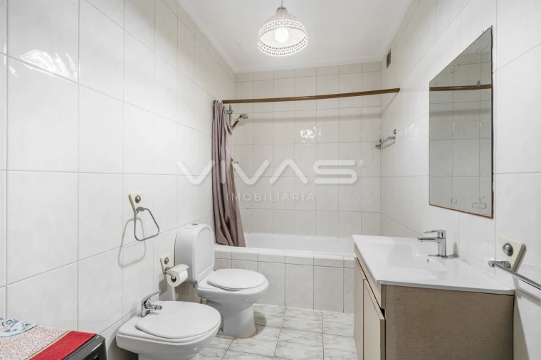 Moradia T3 para Venda em Loureira Foto 8