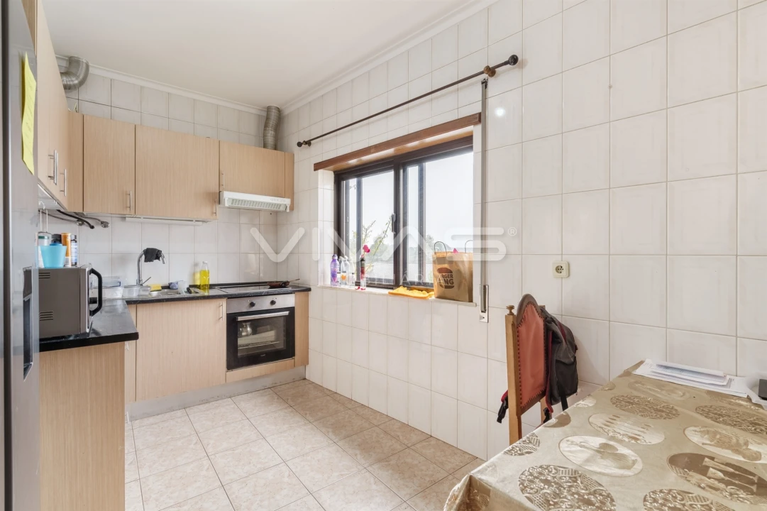 Moradia T3 para Venda em Loureira Foto 6