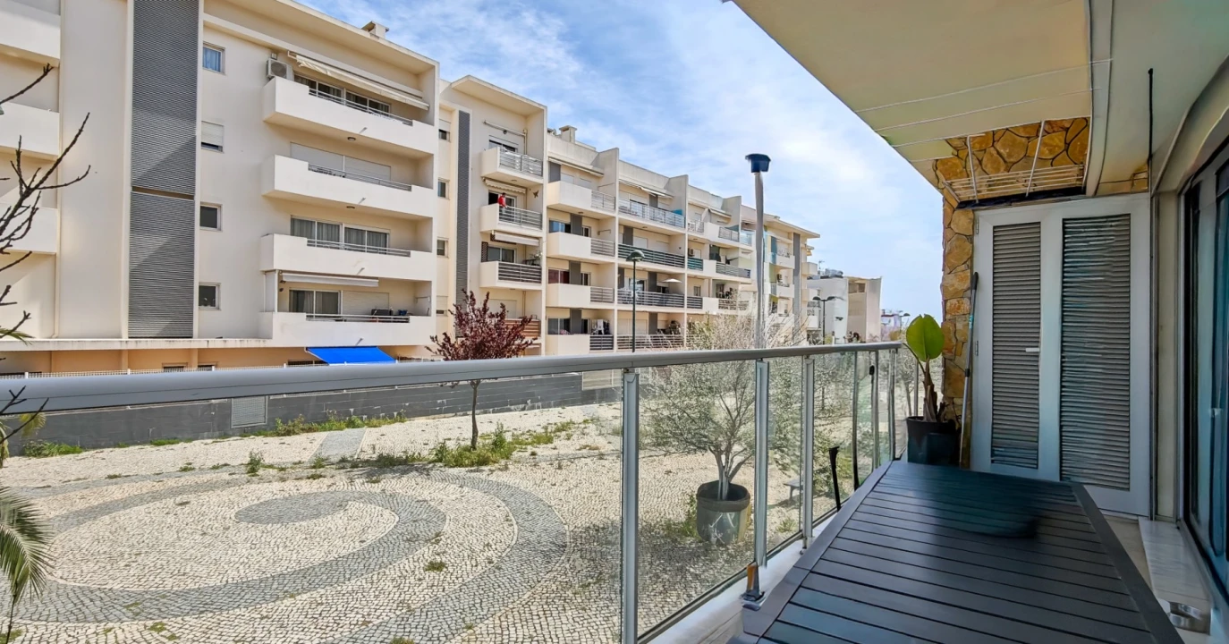 Apartamento T2 para Venda em Albufeira e Olhos de Água Foto 37