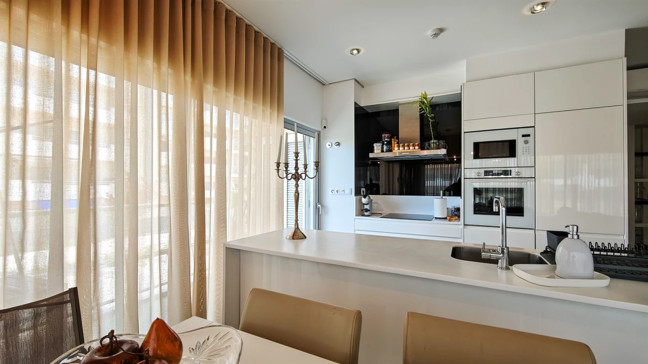 Apartamento T2 para Venda em Albufeira e Olhos de Água Foto 8