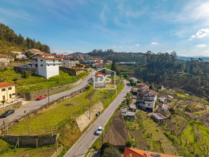 Moradia T1 para Venda em Sobrado e Bairros Foto 3