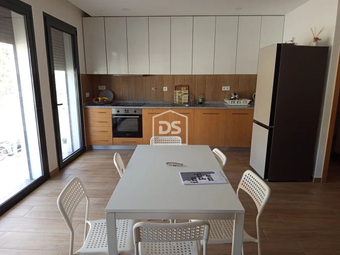 Apartamento T3 para Venda em Penafiel Foto 2