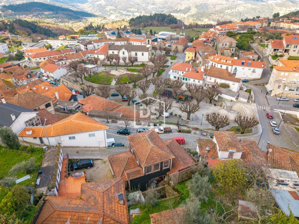 Moradia T2 para Venda em Cinfães Foto 5