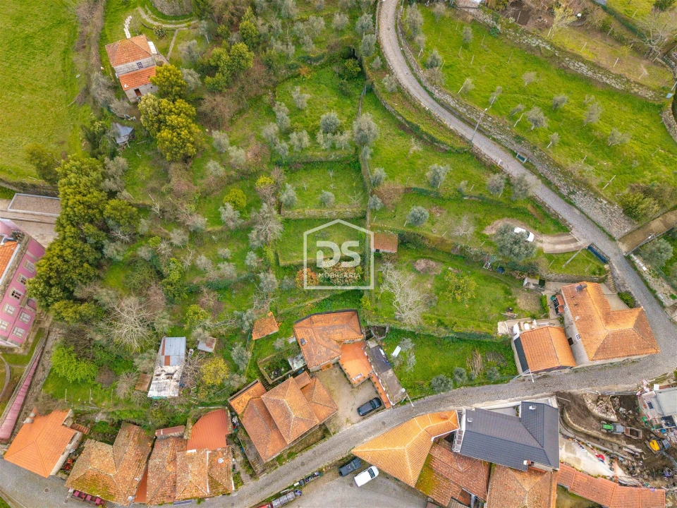 Moradia T2 para Venda em Cinfães Foto 9