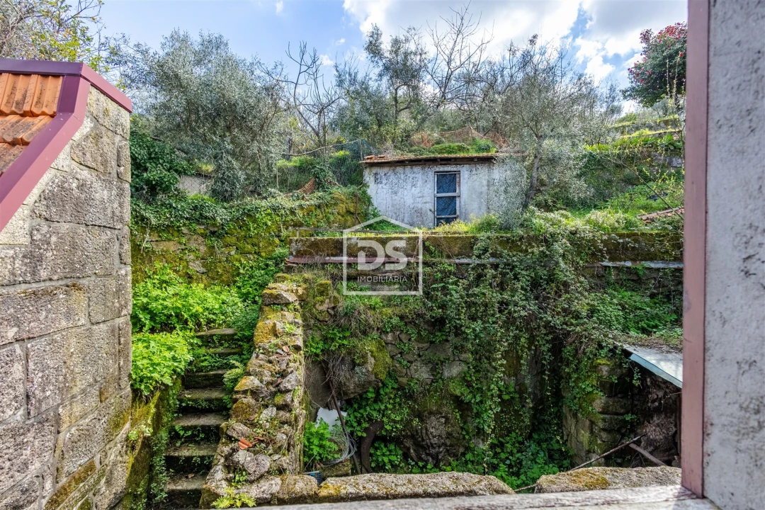 Moradia T2 para Venda em Cinfães Foto 14