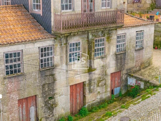 Moradia T2 para Venda em Cinfães Foto 4