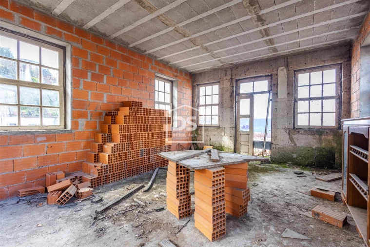 Moradia T2 para Venda em Cinfães Foto 15