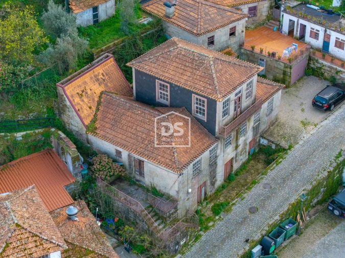 Moradia T2 para Venda em Cinfães Foto 3