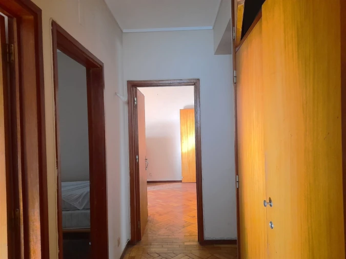 Apartamento T3 para Venda em Santo Antonio dos Olivais Foto 13