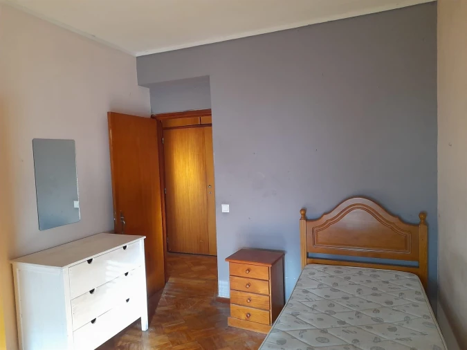 Apartamento T3 para Venda em Santo Antonio dos Olivais Foto 9