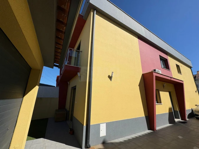 Moradia T3 para Venda em Quinta do Conde Foto 21