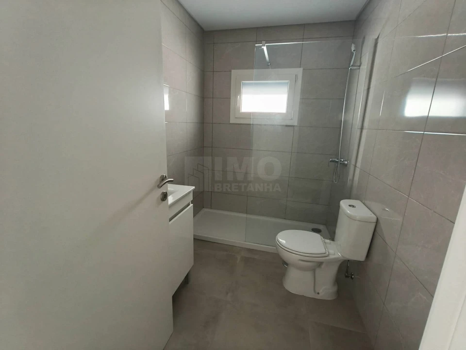 Moradia T3 para Venda em Fernao Ferro Foto 16