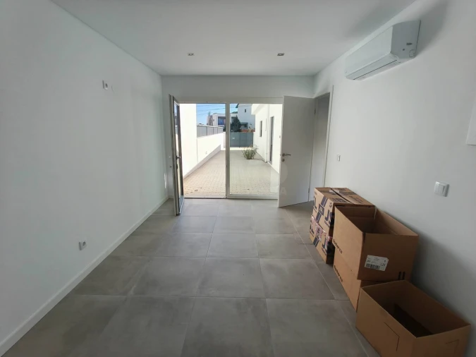 Moradia T3 para Venda em Fernao Ferro Foto 23