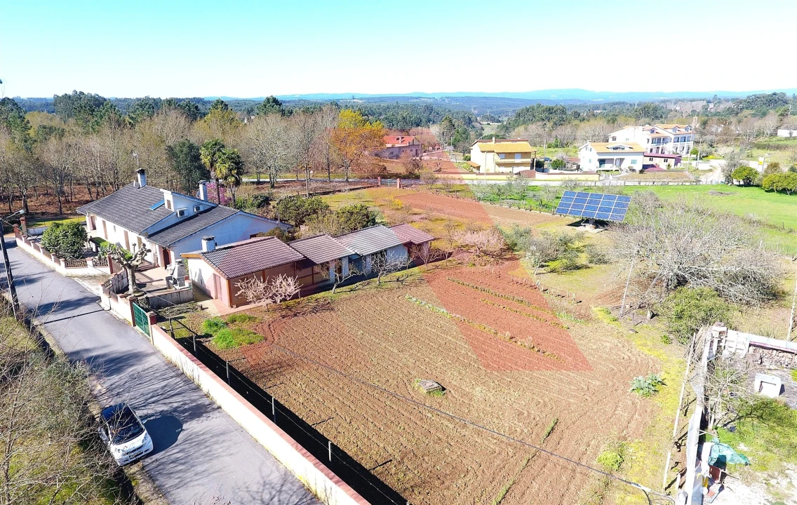 Moradia T3 para Venda em Espariz e Sinde Foto 33