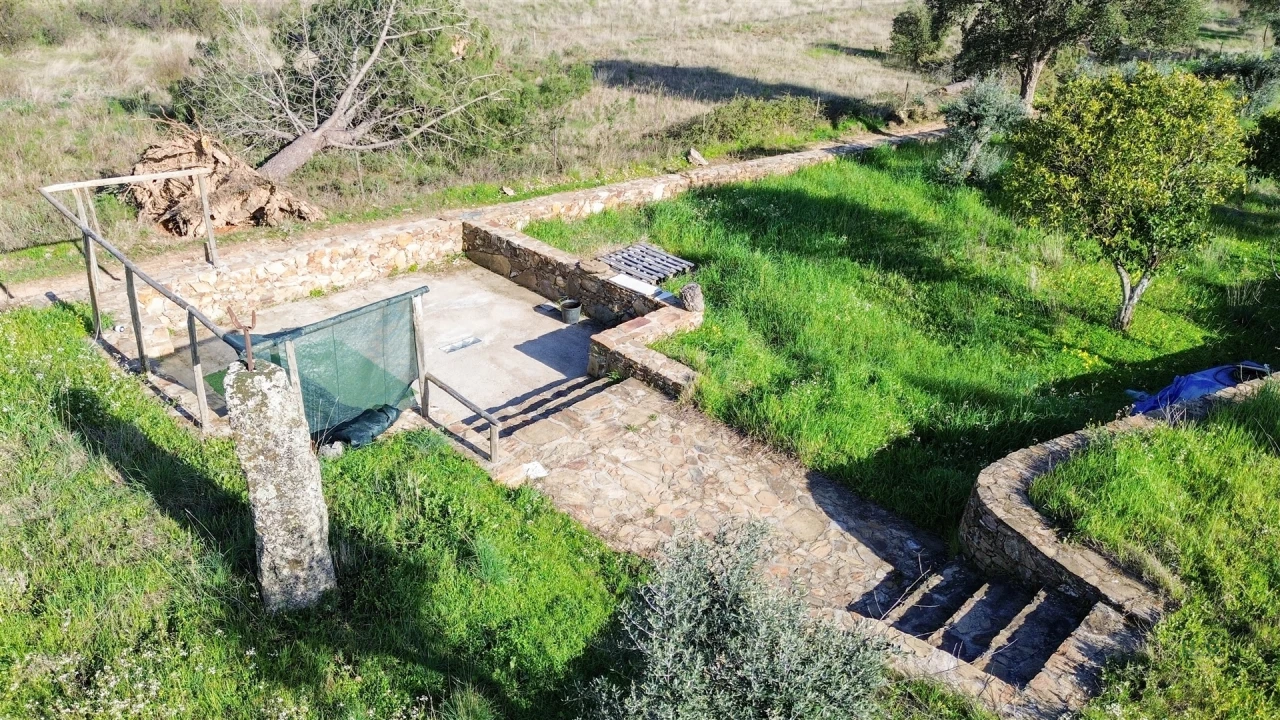 Quinta T0 para Venda em Freixial e Juncal do Campo Foto 28