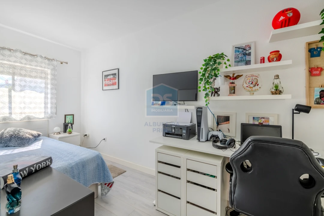 Apartamento T2 para Venda em Albufeira e Olhos de Água Foto 17