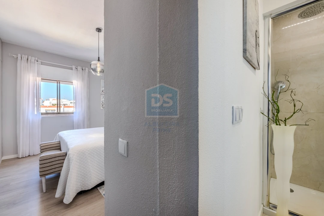 Apartamento T2 para Venda em Albufeira e Olhos de Água Foto 32