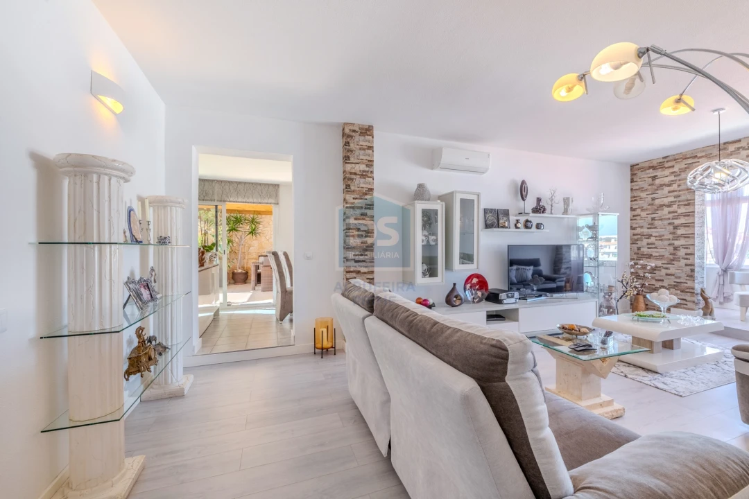 Apartamento T2 para Venda em Albufeira e Olhos de Água Foto 8