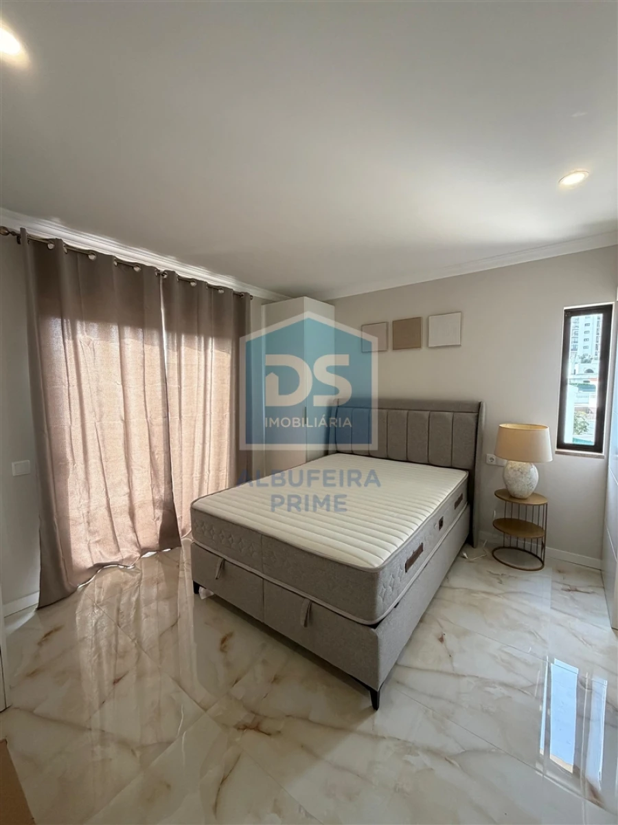 Apartamento T2 para Venda em Albufeira e Olhos de Água Foto 37