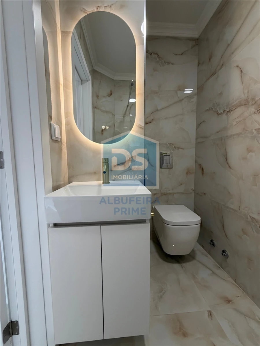 Apartamento T2 para Venda em Albufeira e Olhos de Água Foto 21