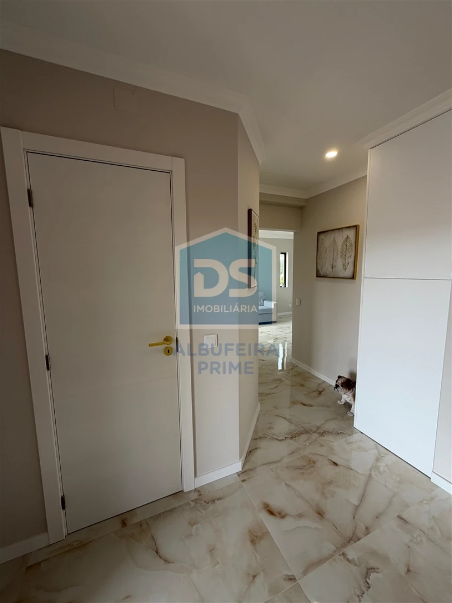 Apartamento T2 para Venda em Albufeira e Olhos de Água Foto 20