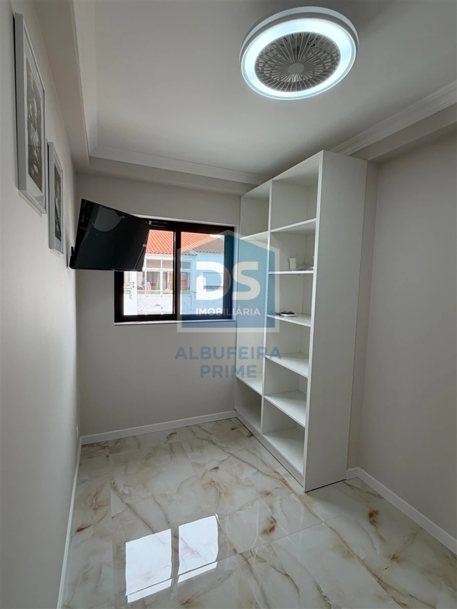 Apartamento T2 para Venda em Albufeira e Olhos de Água Foto 30